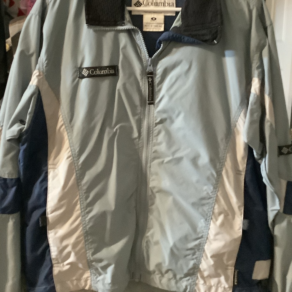 Columbia‎ Sky Blue and White Outdoor Jacket,medium